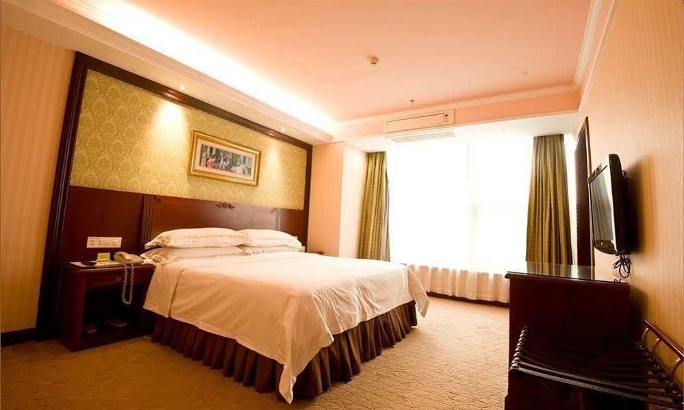 Vienna International Hotel Taicang Nanyang Plaza Exteriör bild